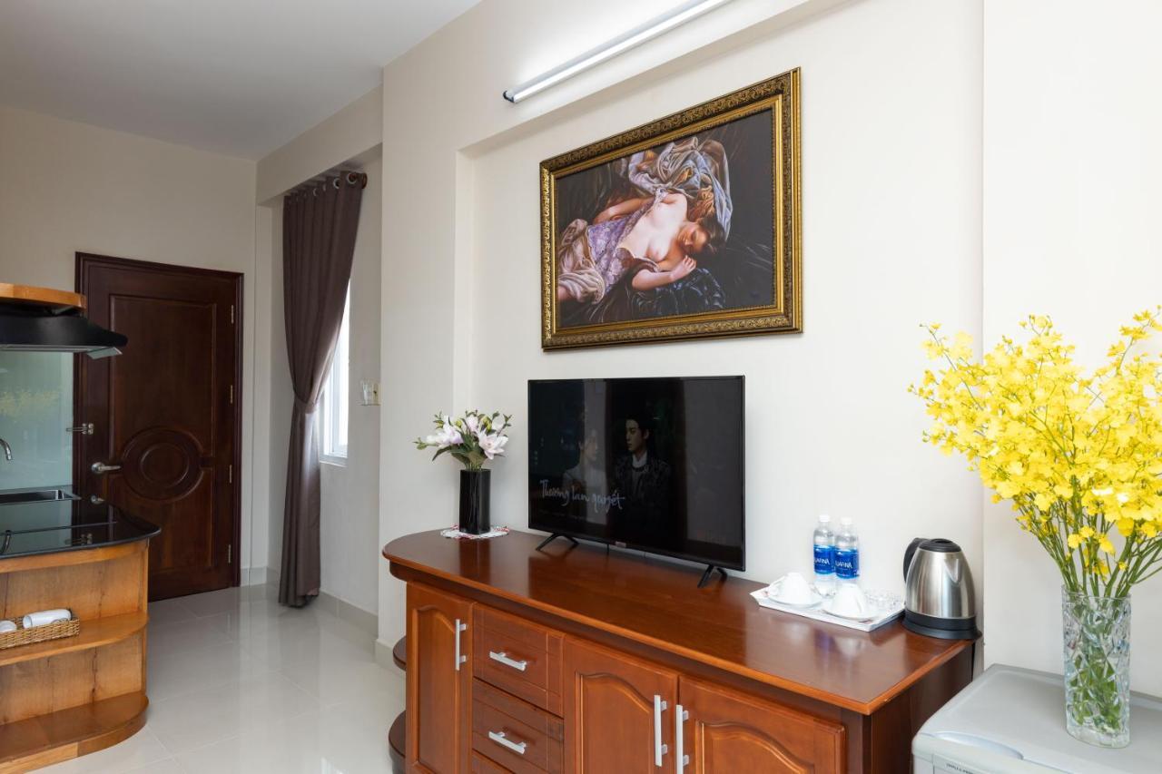 Queen Garden Hotel & Apartment Вунгтау Экстерьер фото