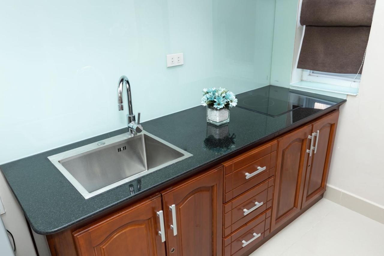 Queen Garden Hotel & Apartment Вунгтау Экстерьер фото