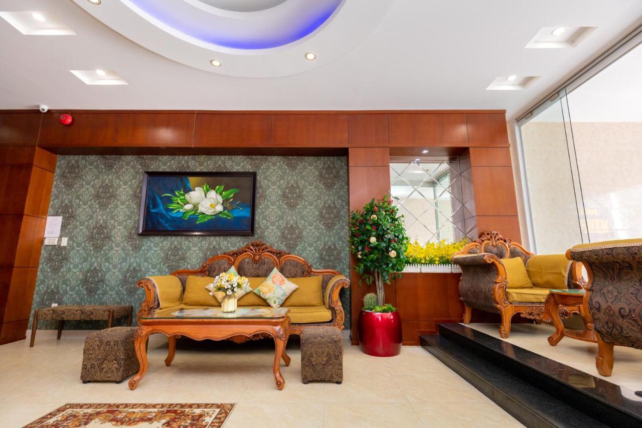 Queen Garden Hotel & Apartment Вунгтау Экстерьер фото
